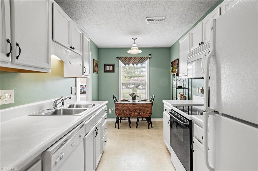 103 Campbell Gardens Road