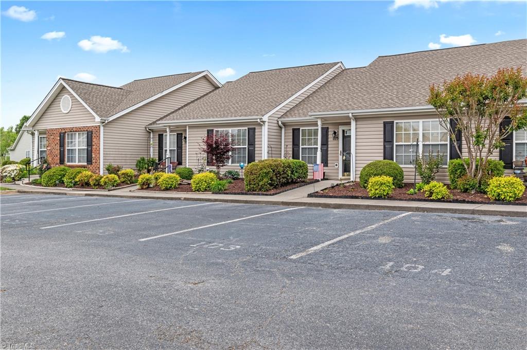 103 Campbell Gardens Road