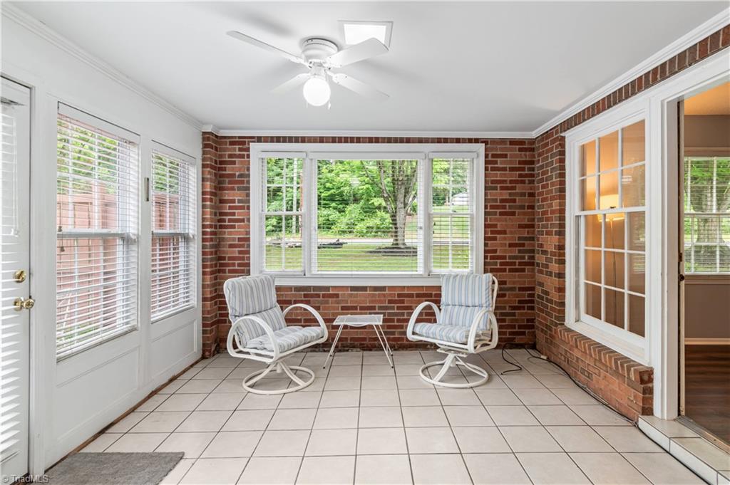 3905 F Valley Court, Winston-Salem