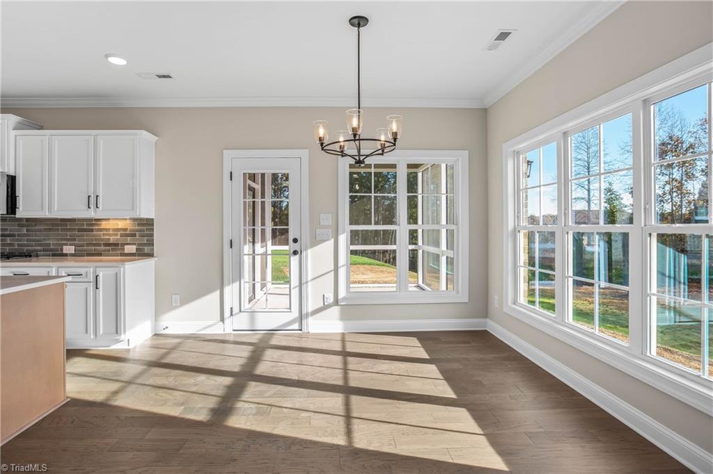 157 Castle Pond Drive, Winston-Salem