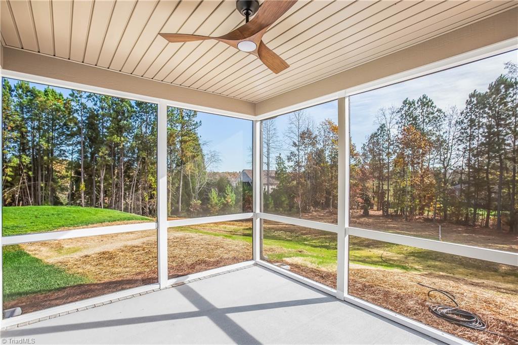 157 Castle Pond Drive, Winston-Salem