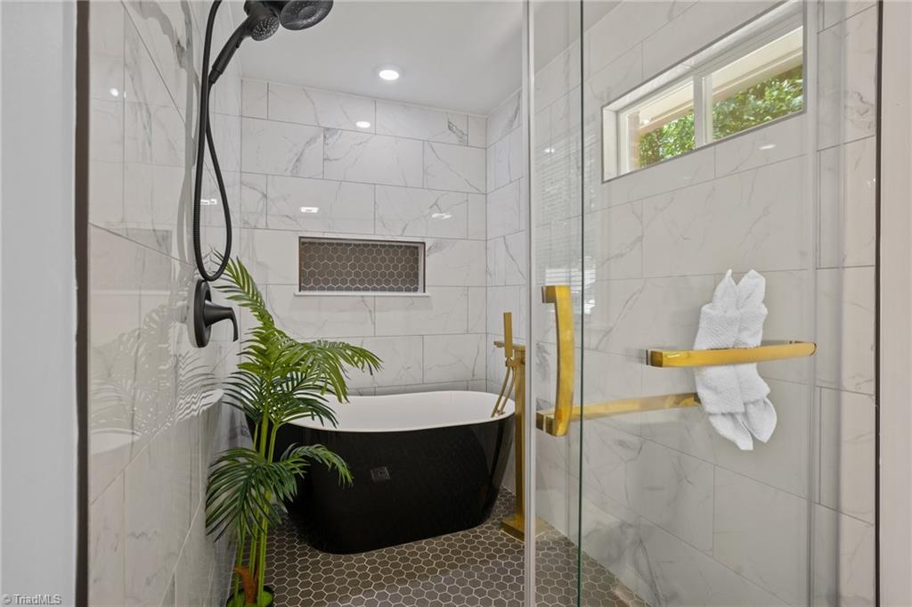 115 aftonshire Court