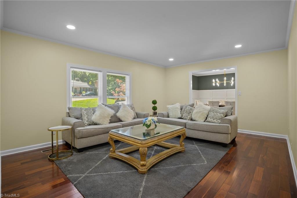 115 aftonshire Court