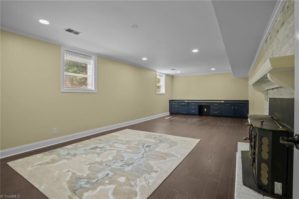 115 aftonshire Court