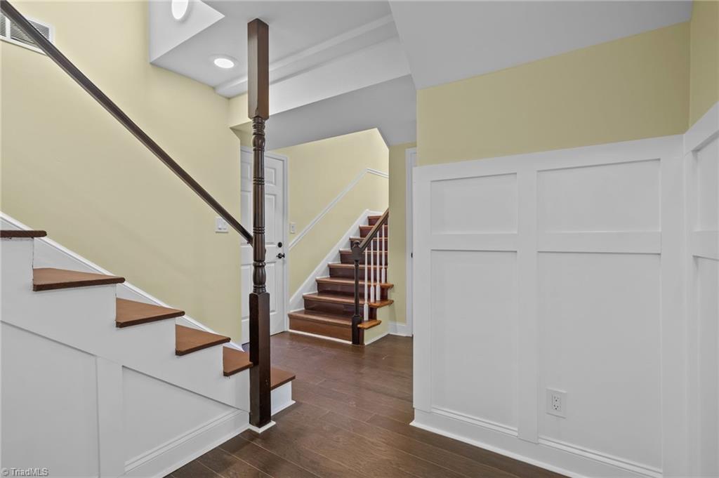 115 aftonshire Court