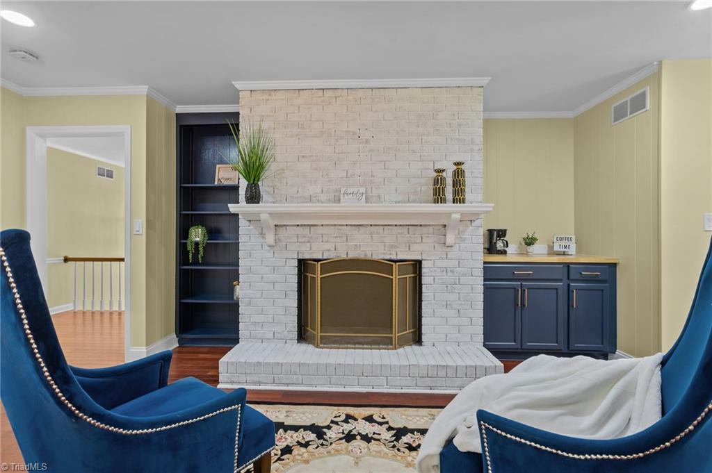 115 aftonshire Court