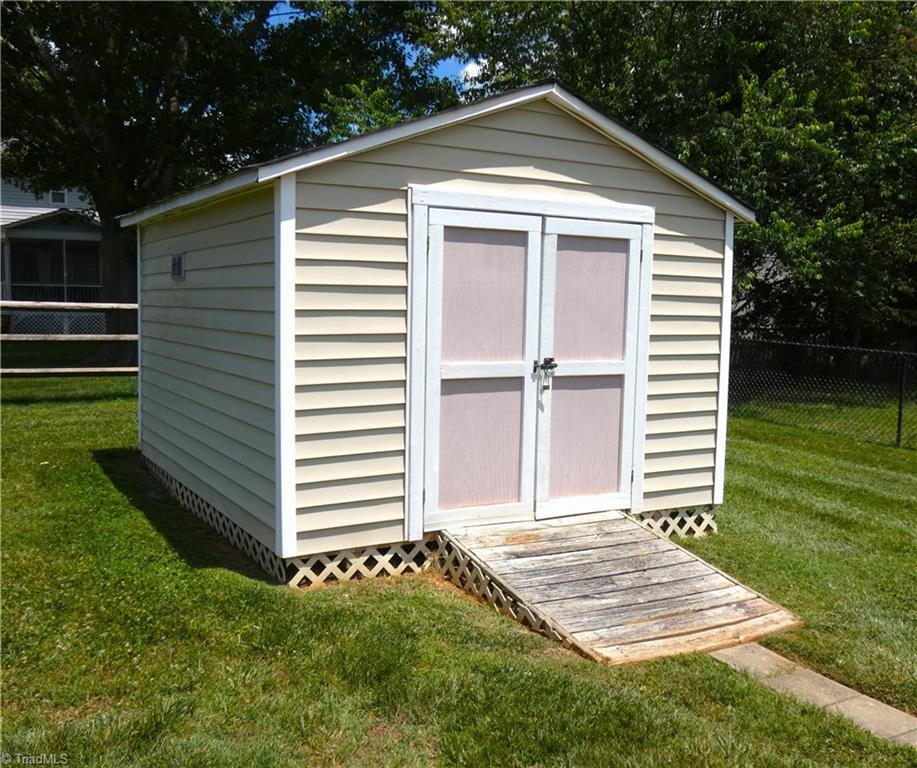 1765 Springfield Farm Court