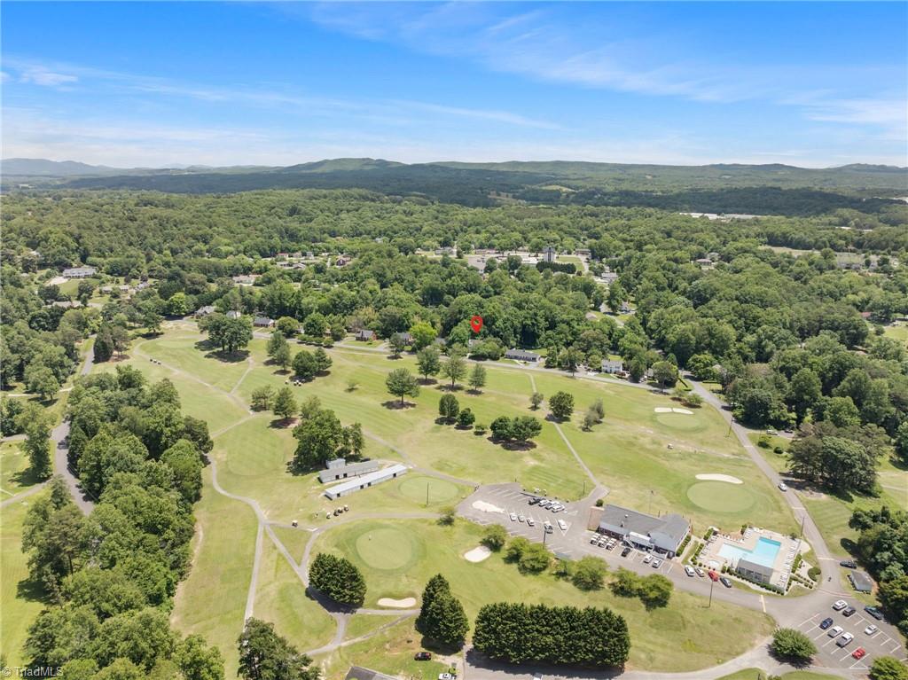 520 Country Club Road