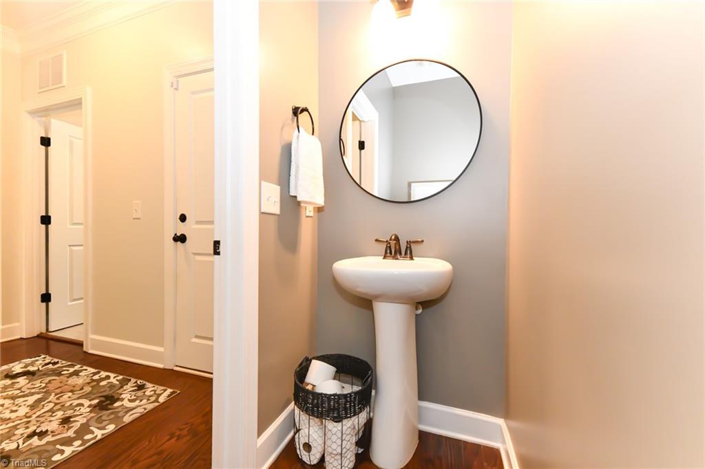 8812 Phillips Farm Road