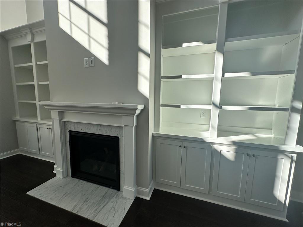 111 James Glen Court