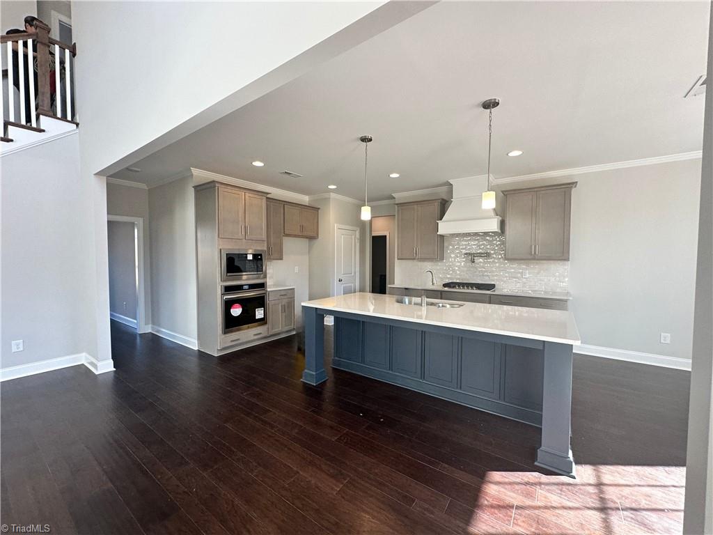 111 James Glen Court