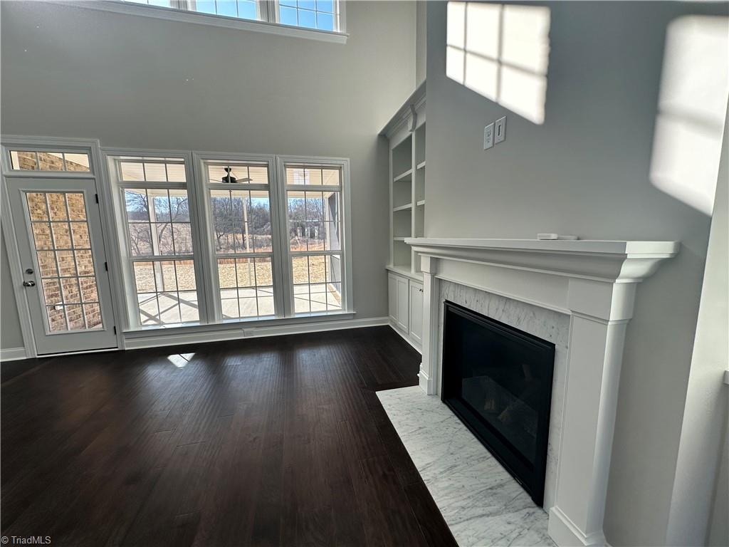 111 James Glen Court