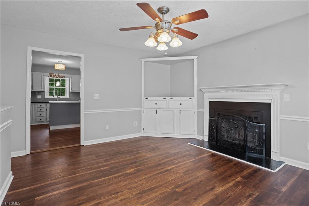 3540 Robinwest Drive