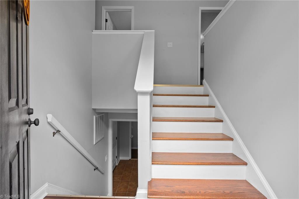 3540 Robinwest Drive