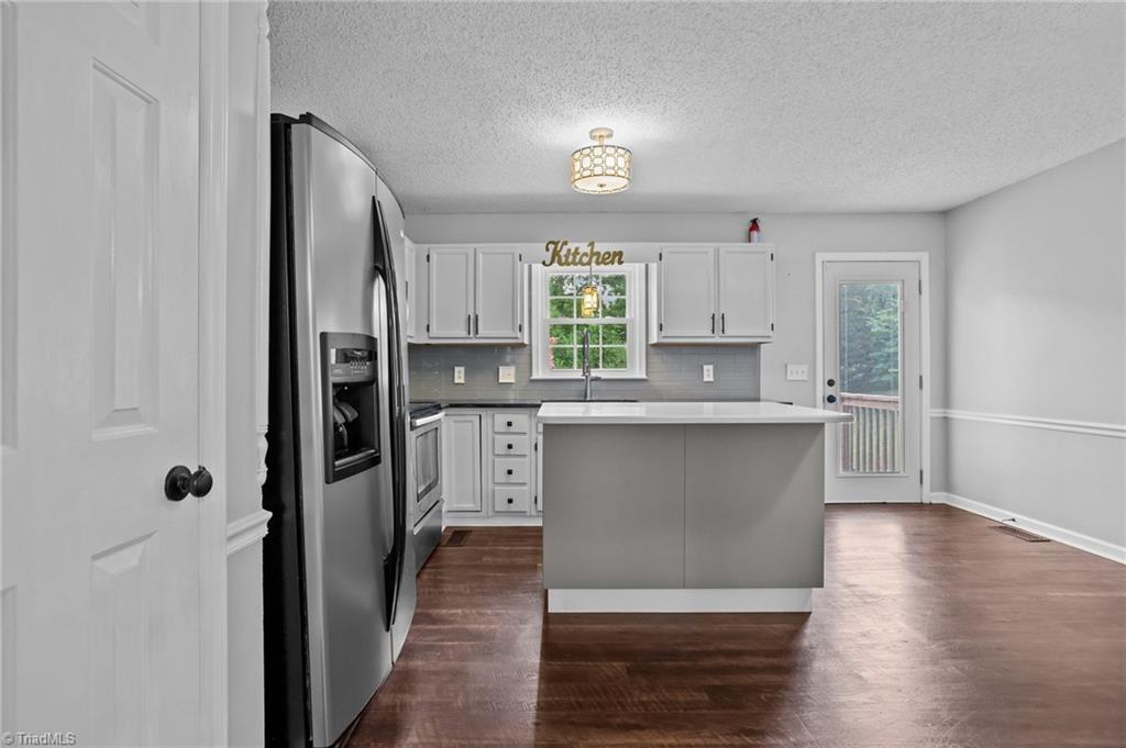 3540 Robinwest Drive