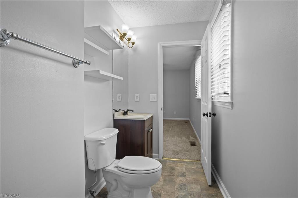 3540 Robinwest Drive