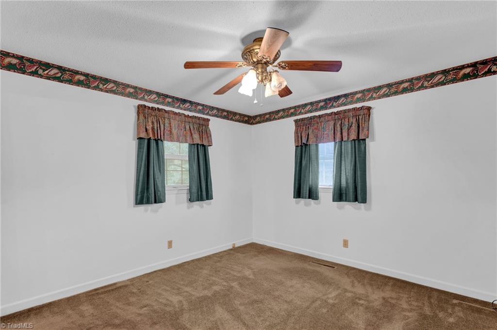 4610 Oakwood Circle, Winston-Salem