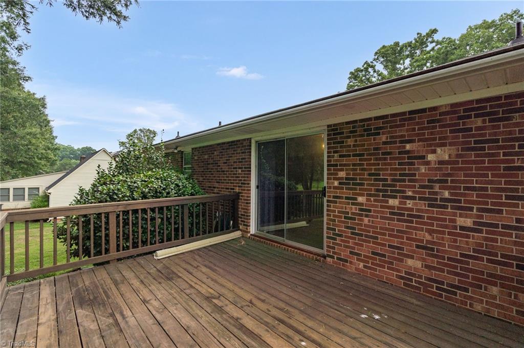 4610 Oakwood Circle, Winston-Salem