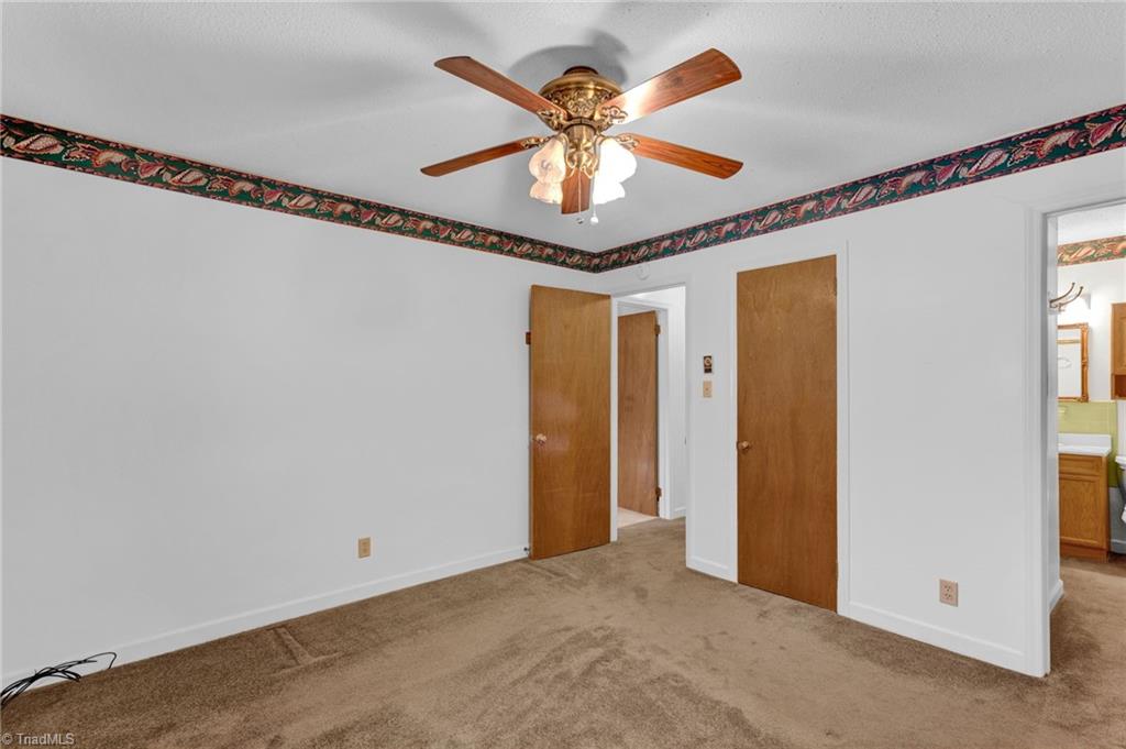 4610 Oakwood Circle, Winston-Salem