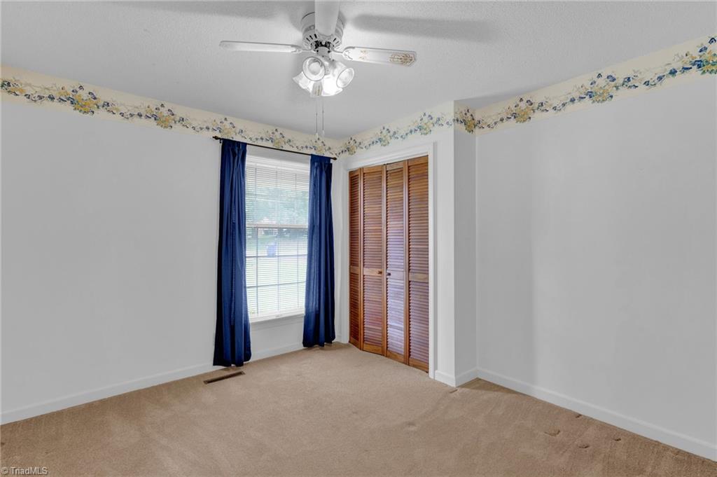 4610 Oakwood Circle, Winston-Salem