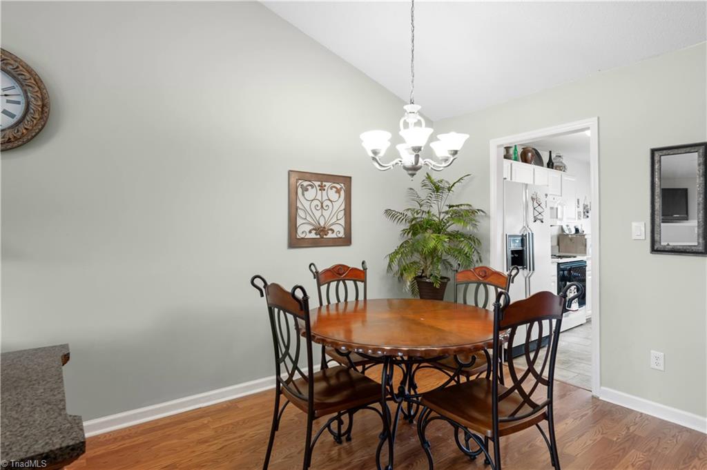 403 Campbell Gardens Road