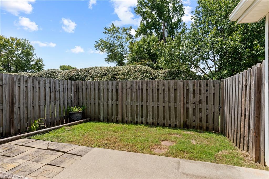 403 Campbell Gardens Road