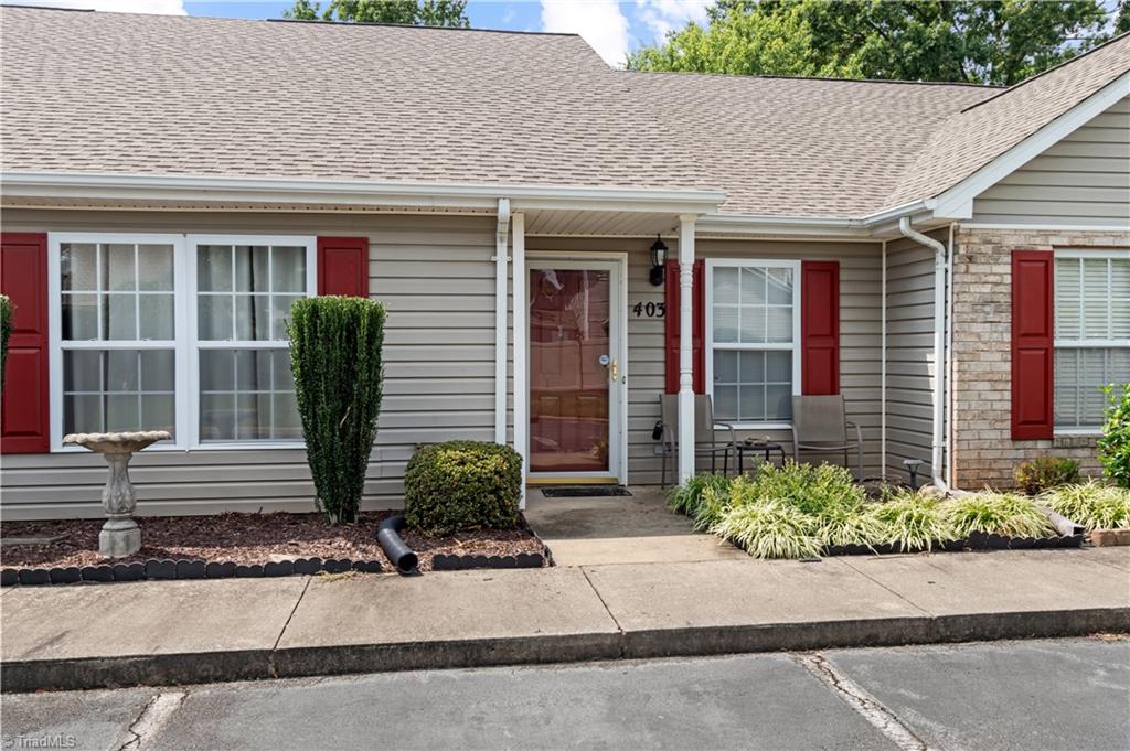 403 Campbell Gardens Road