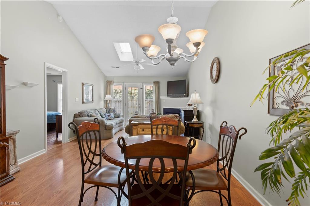 403 Campbell Gardens Road