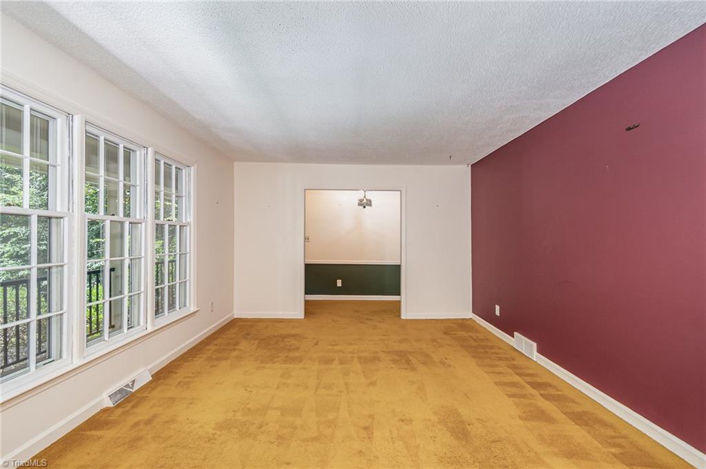 3951 Tonbridge Lane, Winston-Salem