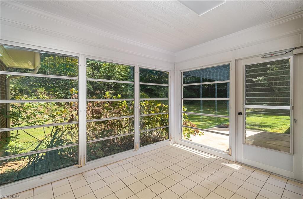 3951 Tonbridge Lane, Winston-Salem