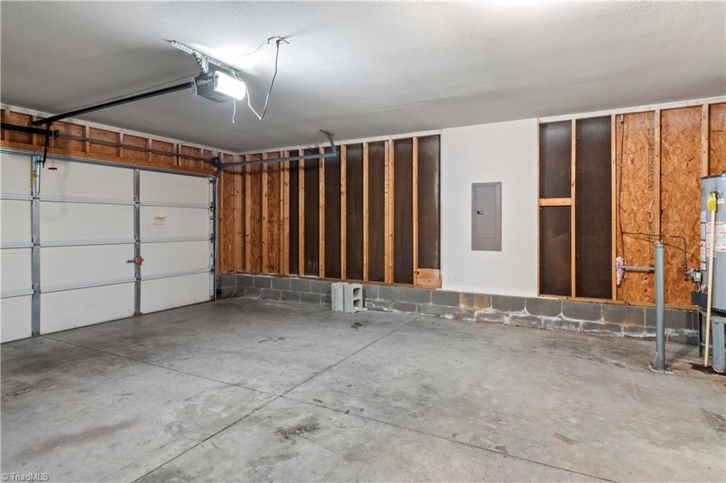 5190 Queensway Road, Winston-Salem