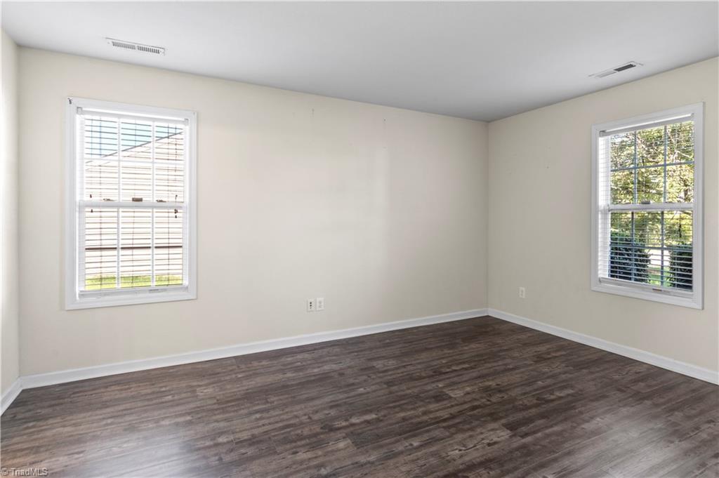 5190 Queensway Road, Winston-Salem