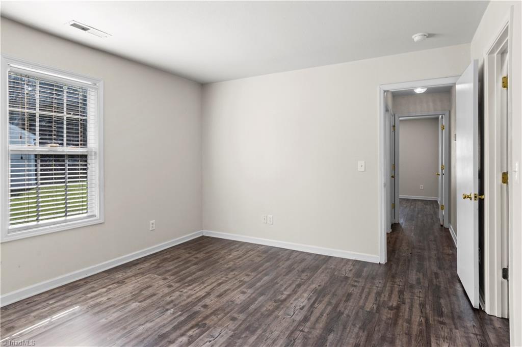 5190 Queensway Road, Winston-Salem