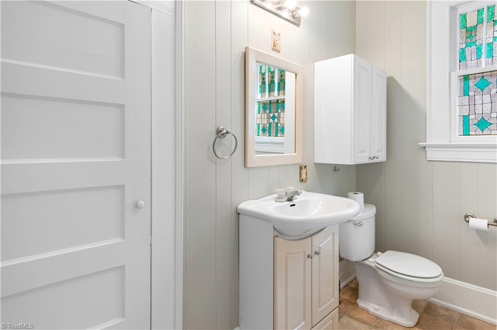 308 Crafton Street, Winston-Salem