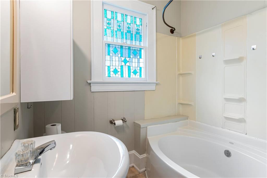 308 Crafton Street, Winston-Salem