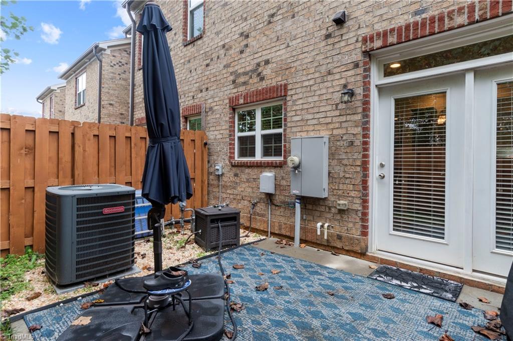 1127 Augustine Heights Drive, Winston-Salem