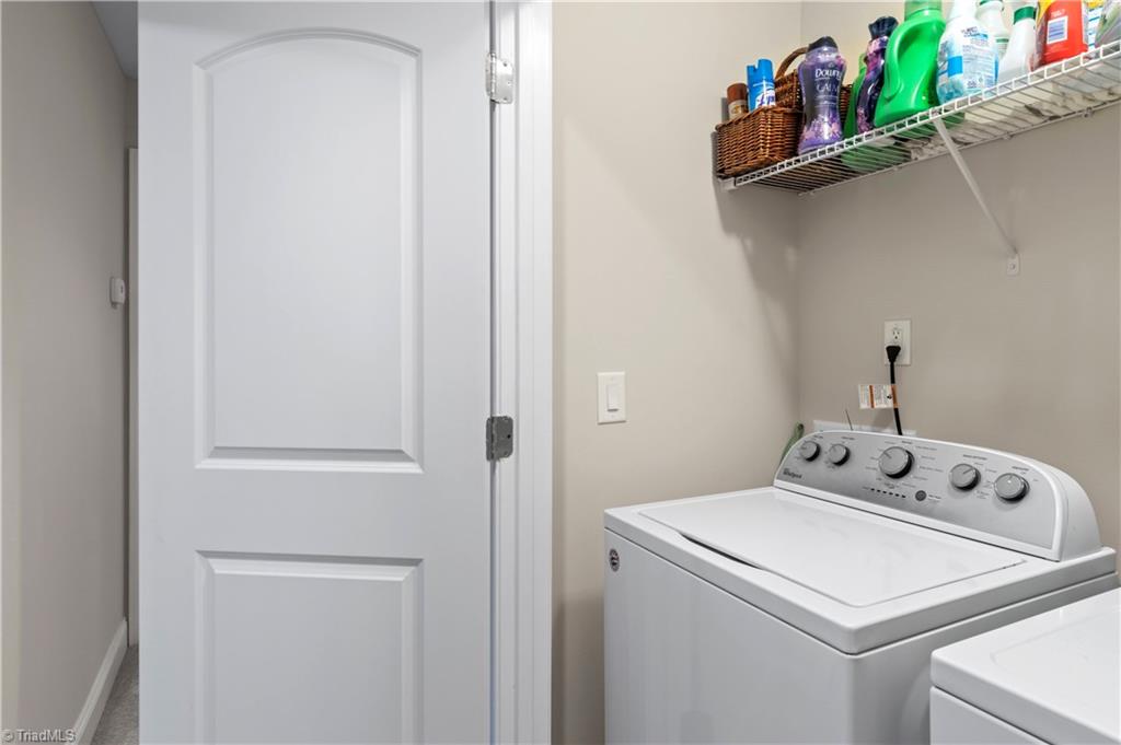 1127 Augustine Heights Drive, Winston-Salem