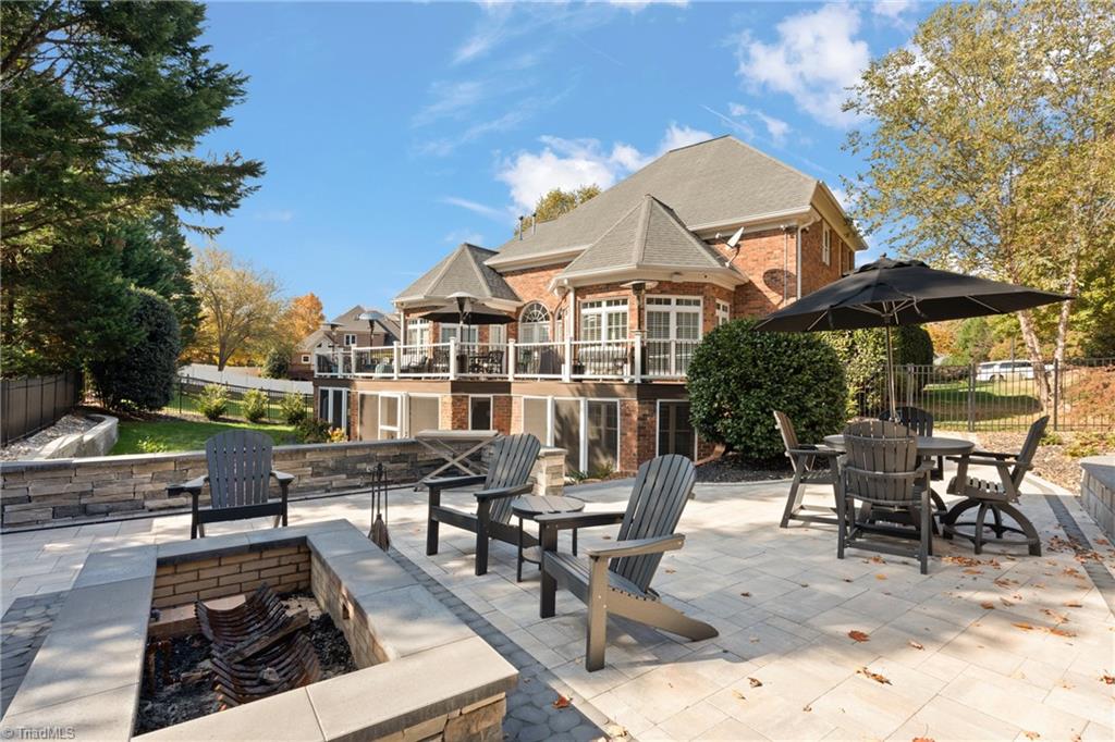 210 Surrey Path Court, Winston-Salem