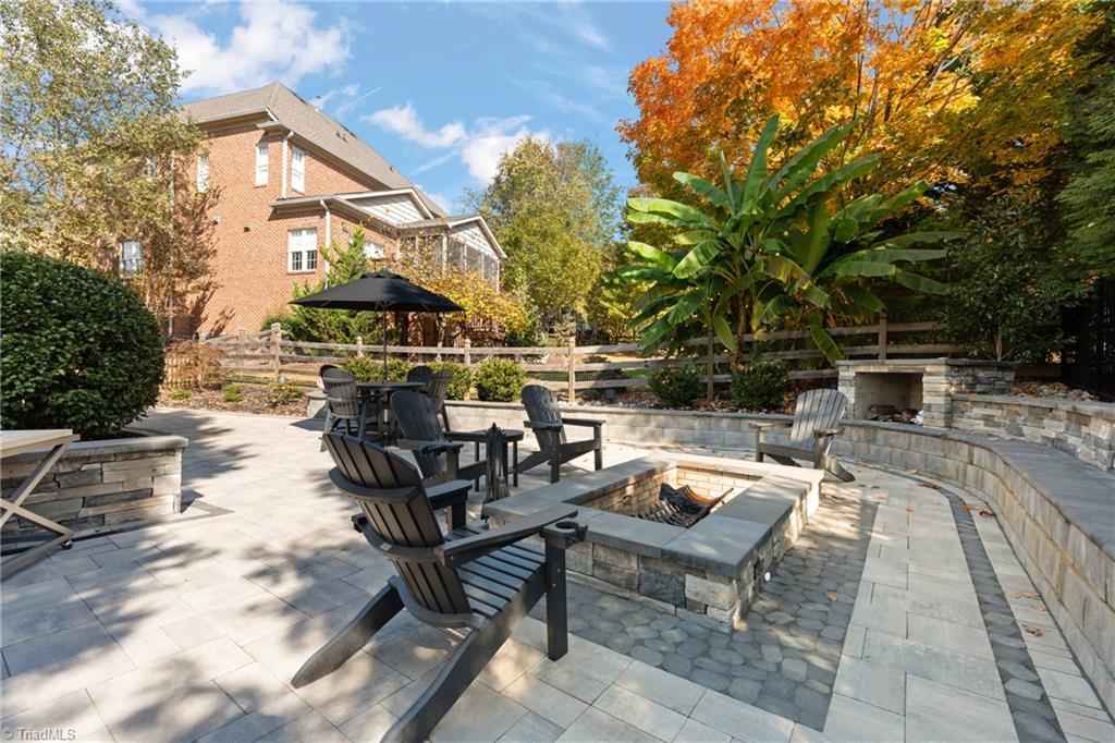 210 Surrey Path Court, Winston-Salem