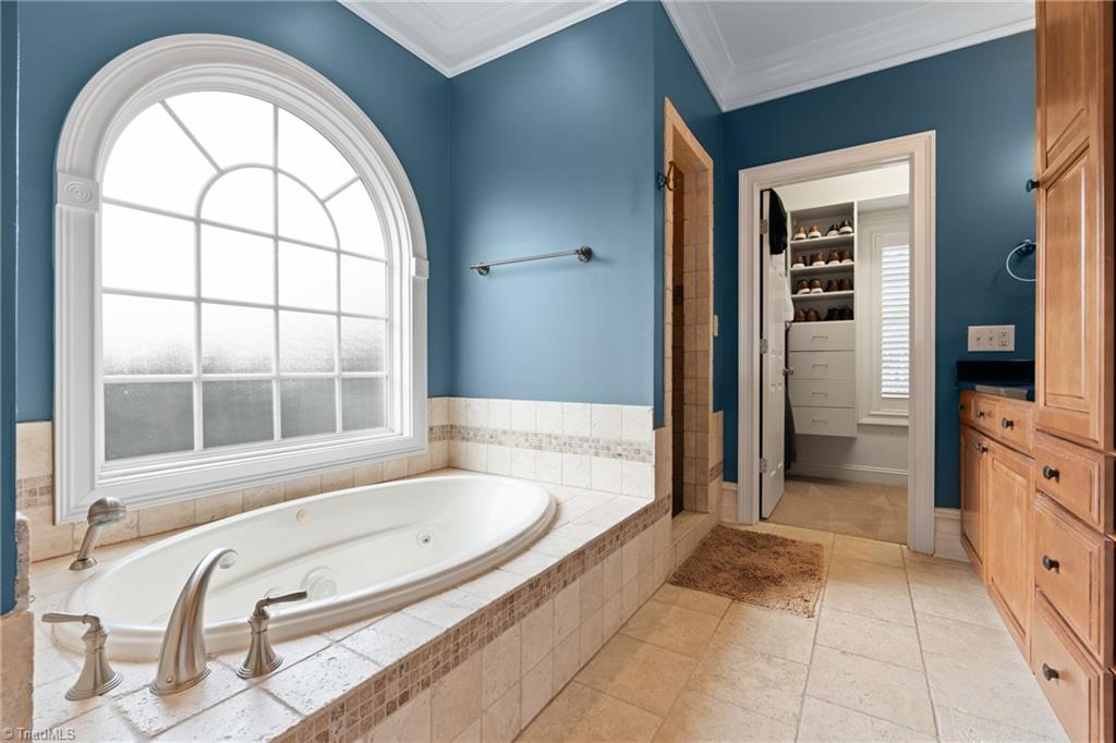 210 Surrey Path Court, Winston-Salem