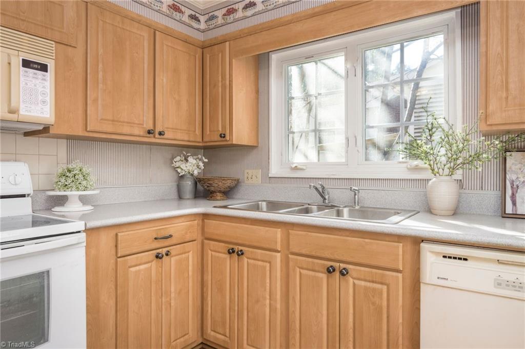 1335 Berwick Road, Winston-Salem