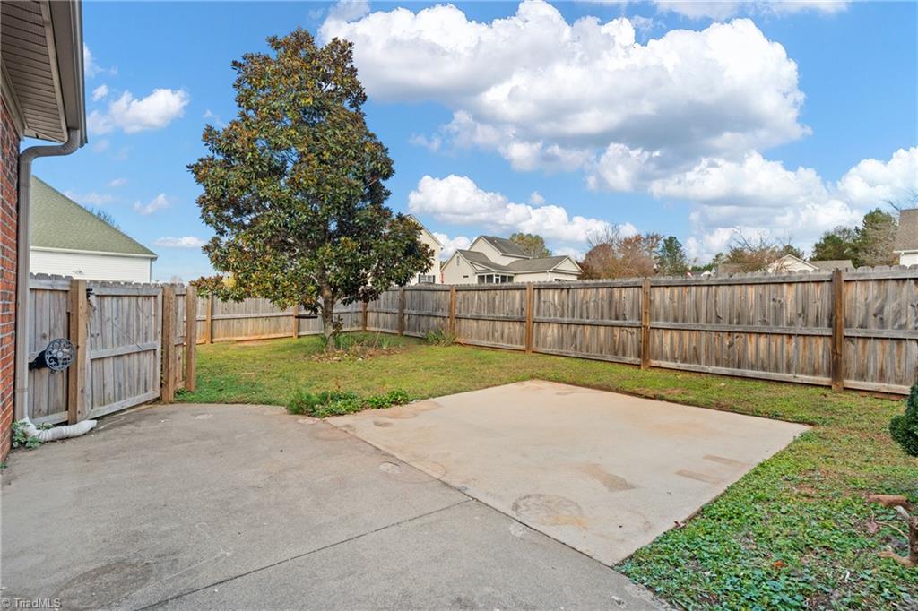 5810 Brakenwood Lane