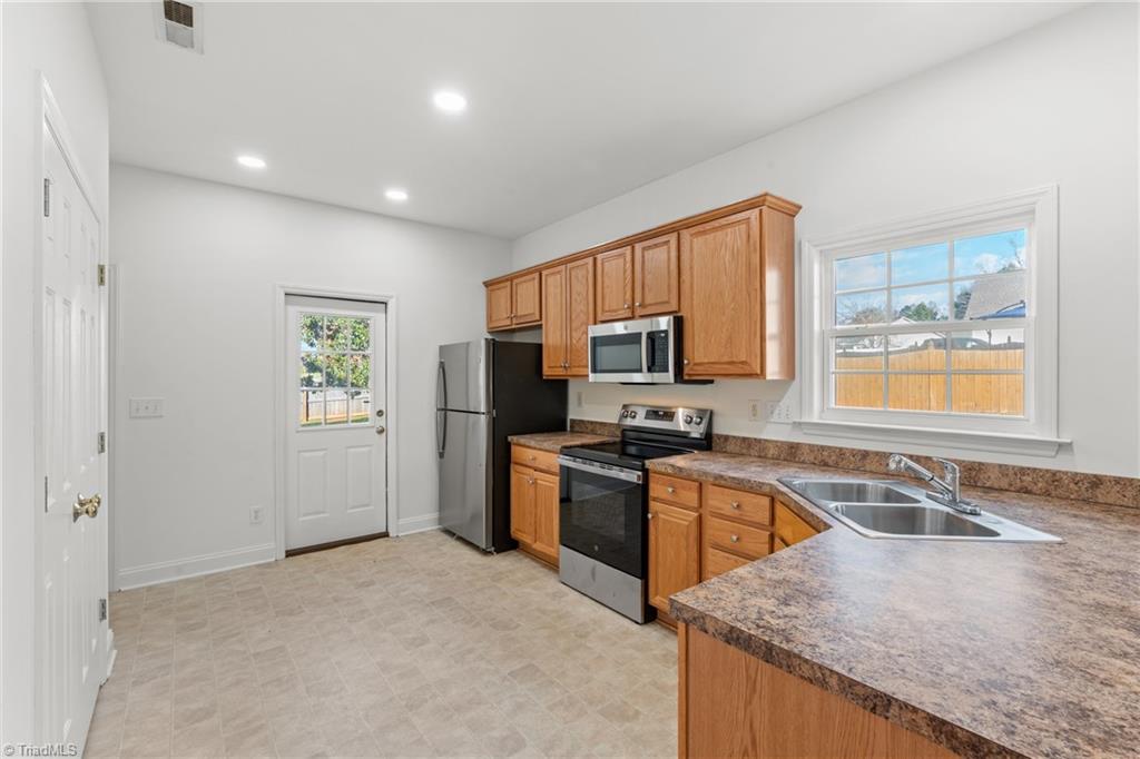 5810 Brakenwood Lane