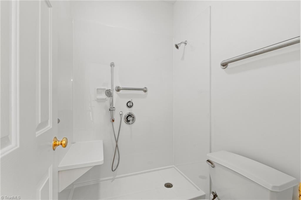 5810 Brakenwood Lane