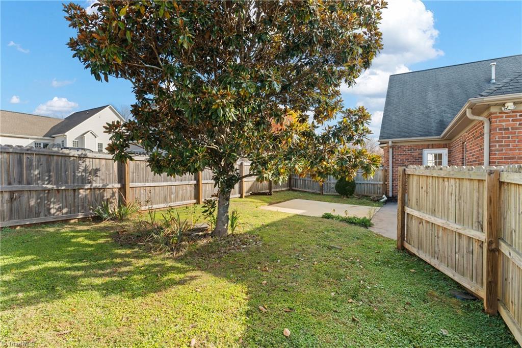 5810 Brakenwood Lane