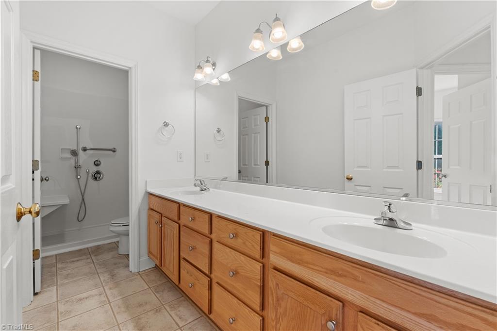 5810 Brakenwood Lane