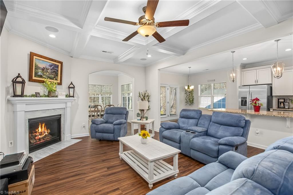 1035 Woodview Ridge Trail