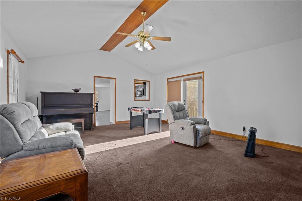 405 Eatons Church Road