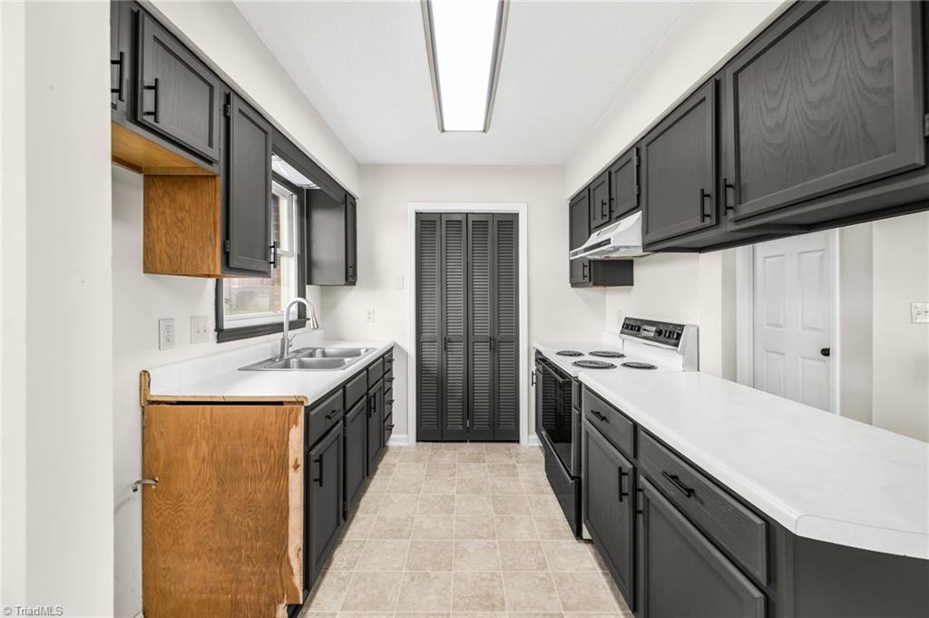 276 Pleasant Acre Drive