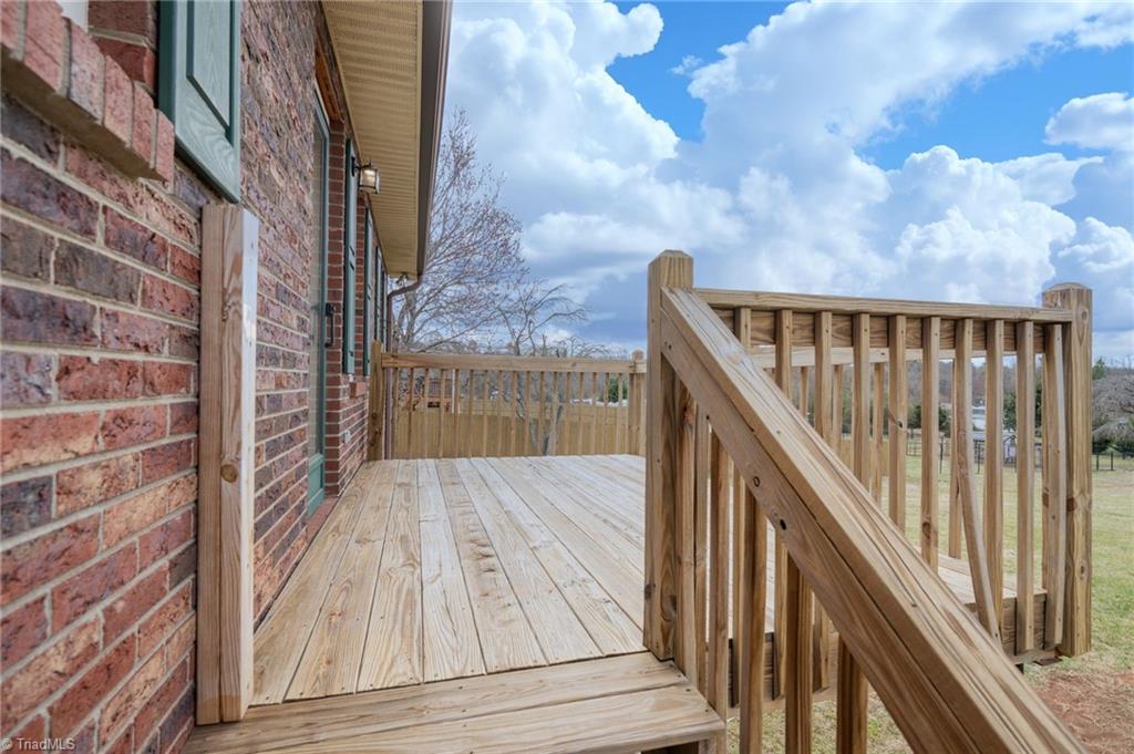 276 Pleasant Acre Drive